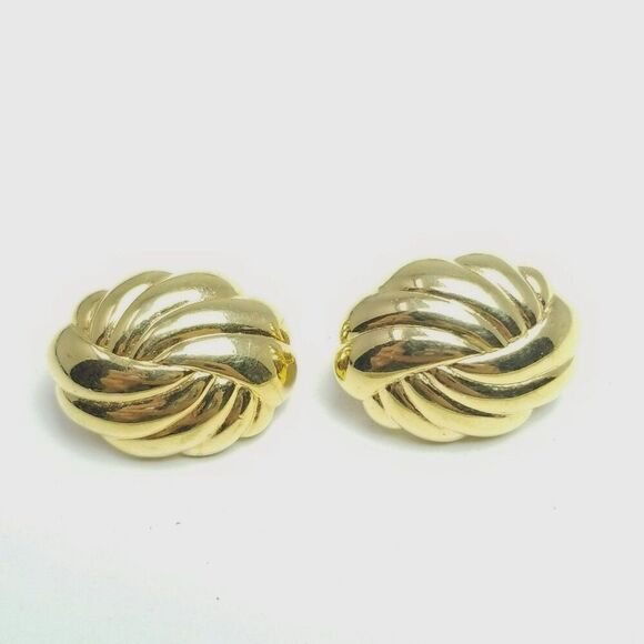 Vintage Gold Tone Oval Shape Clip On Earrings, Wavy 80s 90s Style Design - Picture 5 of 6